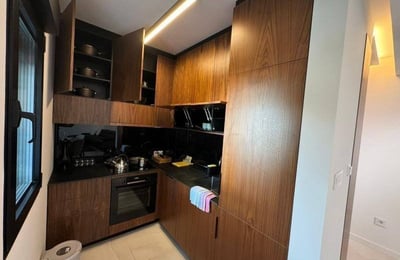Stilvolle möblierte Wohnung 75 m² mit Terrasse zur Miete in Vračar, Belgrad, Serbien