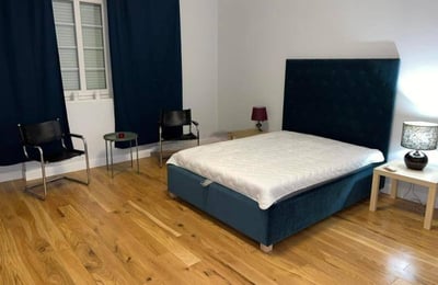 Apartamento amplio y amueblado 110 m² en alquiler en el centro de Belgrado, Serbia