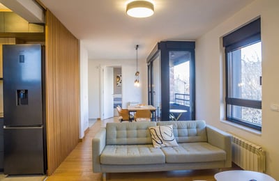Apartamento acogedor y amueblado 50 m² con terraza en alquiler en Vračar, Belgrado, Serbia