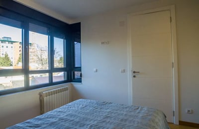 Apartamento acogedor y amueblado 50 m² con terraza en alquiler en Vračar, Belgrado, Serbia