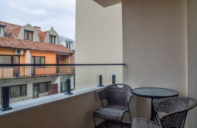 Apartamento amueblado 80 m² en alquiler en el centro de Belgrado, Serbia