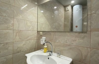 Appartement lumineux et moderne avec terrasse à louer dans le centre de Varna, Bulgarie