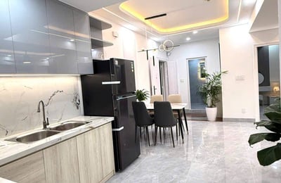 Appartement moderne et meublé de 75 m² à louer dans le nord de Nha Trang, Vietnam