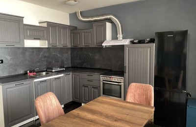 Appartement confortable de 100 m² à louer à Mladost, Varna, Bulgarie