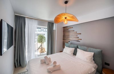 Apartamento moderno y luminoso en alquiler en Mamaia-Sat, Rumanía