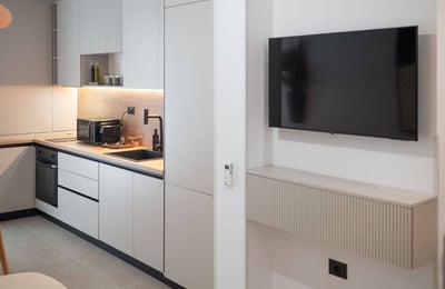 Apartamento moderno y luminoso en alquiler en Mamaia-Sat, Rumanía