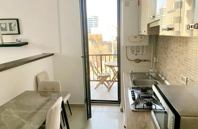 Светлая квартира после ремонта в аренду, Mamaia-Sat, Румыния