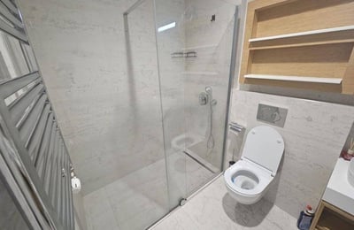 Новая 2-комнатная квартира 60 м² с террасой в ЖК Skyline, Белград, Сербия