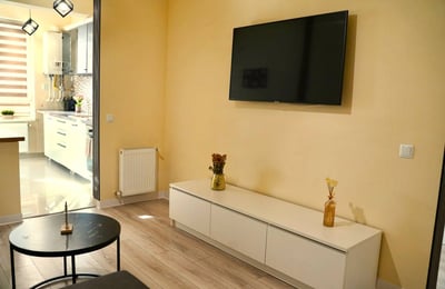 Светлая уютная квартира с балконом в аренду, Кьяжна, Бухарест, Румыния