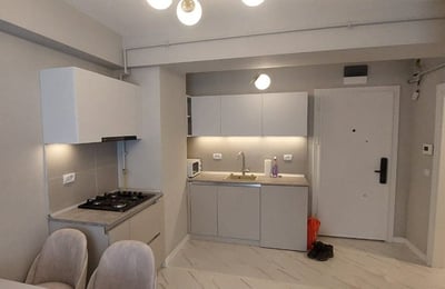 Alquiler de cómodo apartamento amueblado de 2 habitaciones, 50 m², Mamaia, Constanța, Rumanía