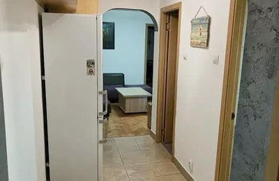 Comfortable apartment with balcony for rent, Tomis Nord, Constanța, Romania