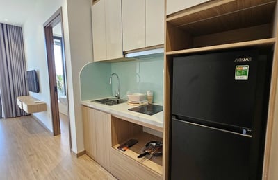 Alquiler de apartamento luminoso amueblado con balcón, Khue My, Da Nang, Vietnam