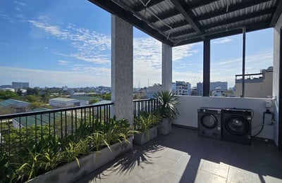 Alquiler de apartamento luminoso amueblado con balcón, Khue My, Da Nang, Vietnam