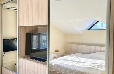 Comfortable furnished house with yard for rent, Constanța, Romania