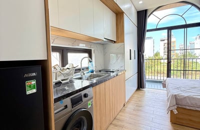 Helles, möbliertes studio mit balkon zur miete, Da Nang, Vietnam