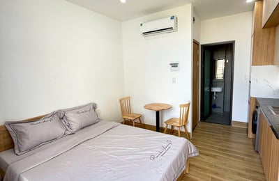 Helles, möbliertes studio mit balkon zur miete, Da Nang, Vietnam