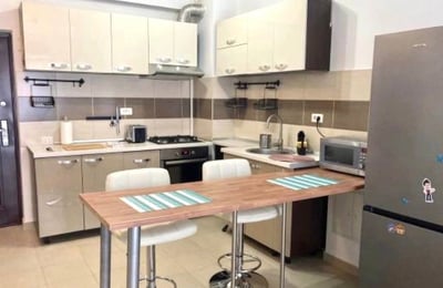 Аренда уютной квартиры с отдельной спальней и балконом, 6 сектор, Бухарест, Румыния