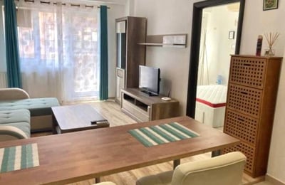 Аренда уютной квартиры с отдельной спальней и балконом, 6 сектор, Бухарест, Румыния