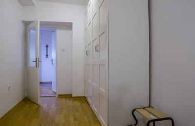Аренда комфортной меблированной 2-комнатной квартиры, 43 м², Врачар, Белград, Сербия