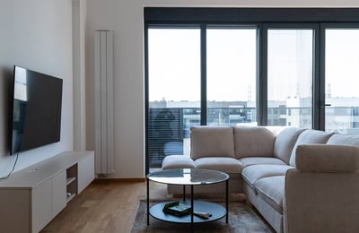 Аренда современной, обновлённой меблированной 2-комнатной квартиры, 65 м², Новый Белград, Белград, Сербия