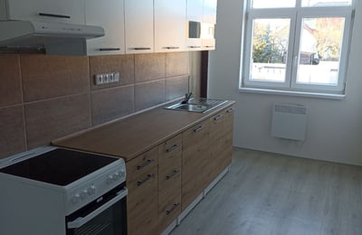 Location appartement lumineux, confortable, 45 m², Horní Počernice, Prague, République tchèque