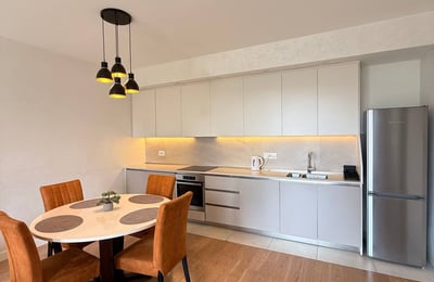 Alquiler de apartamento amplio, moderno, con vista al río en el complejo residencial BW Terra, 90 m², Belgrado, Serbia