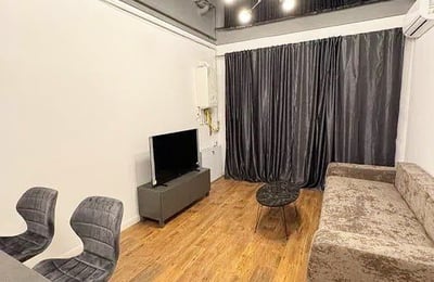 Аренда современной, комфортной квартиры с балконом, Мамая Сат, Румыния