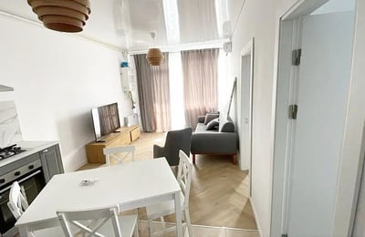 Alquiler de apartamento luminoso, cómodo, Mamaia Sat, Rumanía