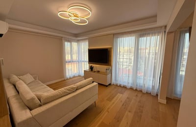 Modern, comfortable apartment for rent, 50 m², City Center, Bucharest, Romania