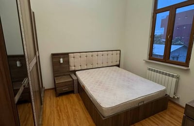 Аренда просторного, меблированного дома с гаражом, 120 м², Батуми, Грузия