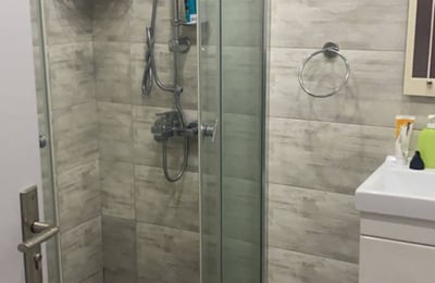 Location appartement lumineux, propre, meublé, 50 м², Batumi, Géorgie