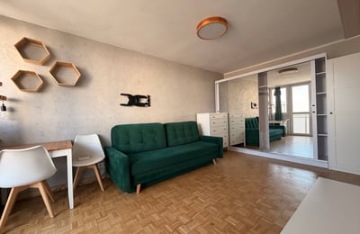 Меблированная квартира с балконом в аренду, 30 м², Жолибож, Варшава, Польша