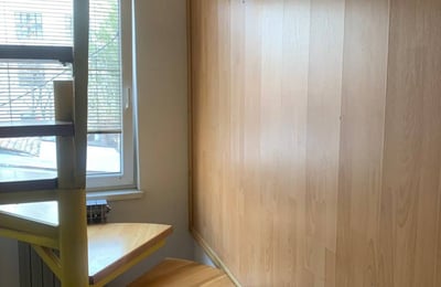 Alquiler de apartamento de dos niveles, 53 m², Belgrado, Serbia