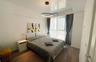 Spacious, comfortable apartment for rent, Mamaia Sat, Romania