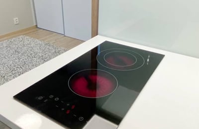 Alquiler de estudio moderno, acogedor, Petržalka, Bratislava, Eslovaquia