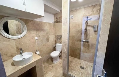 Аренда комфортной, меблированной студии с балконом, район KM 5, Констанца, Румыния