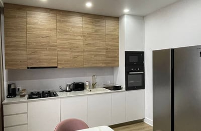 Аренда светлой, комфортной, меблированной квартиры, 100 м², Батуми, Грузия