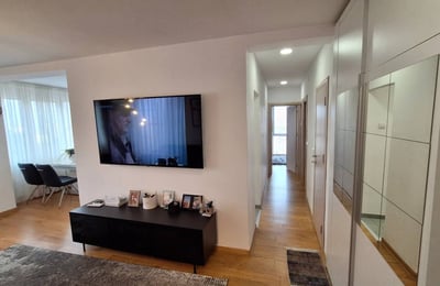 Geräumige, moderne Wohnung zur Miete, 69 м², Neu-Belgrad, Serbien