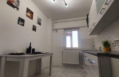 Furnished apartment for rent, 66 m², Constanța, Romania