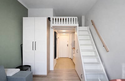 Location appartement compact, lumineux, 20 м², Wola, Varsovie, Pologne