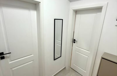 Location appartement moderne, meublé, 42 м², Secteur 6, Bucarest, Roumanie