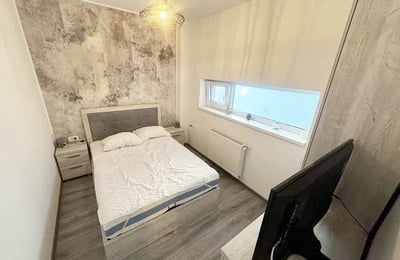 Alquiler de apartamento moderno, amueblado, Mamaia Sat, Rumanía