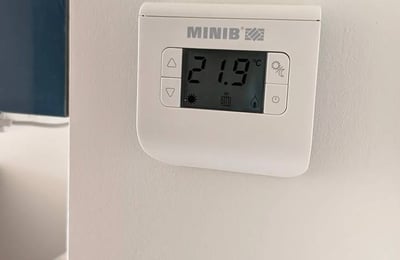 Аренда современной и просторной студии с лоджией, 47 м², Глоубетин, Прага 9, Чехия