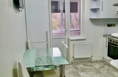 Location d’un appartement confortable et meublé de 2 pièces dans un immeuble neuf, Telecentru, Chișinău, Moldavie