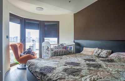 Stilvolle zweistöckige 3-Zimmer-Wohnung mit Terrasse zur Miete, 103 m², Stadtzentrum, Belgrad, Serbien