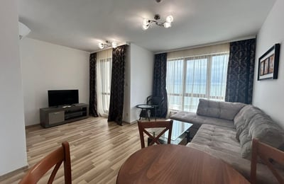 Alquiler de amplio apartamento con vista al mar, Alen Mak, Varna, Bulgaria
