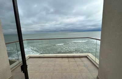 Alquiler de amplio apartamento con vista al mar, Alen Mak, Varna, Bulgaria
