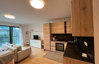 Alquiler de moderno apartamento amueblado en el complejo residencial Guthaus, 40 m², Bratislava, Eslovaquia