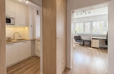 Alquiler de acogedor y luminoso estudio, 28 м², Mokotów, Varsovia, Polonia