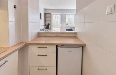 Alquiler de acogedor y luminoso estudio, 28 м², Mokotów, Varsovia, Polonia